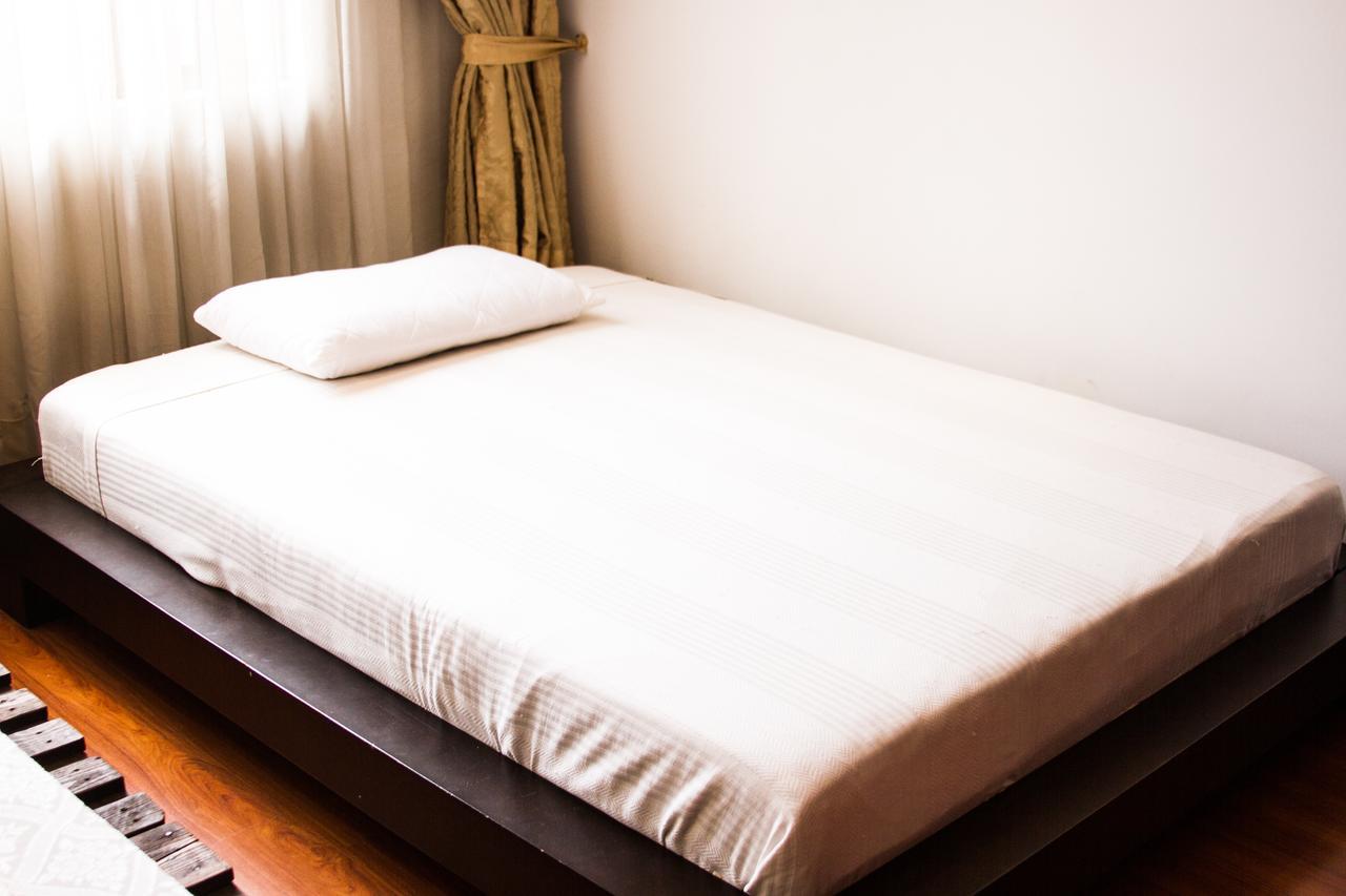 Single Room,1320453022:JPEG